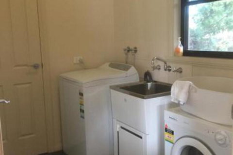 Bennett House Horsham - Sydneys Hotel 7