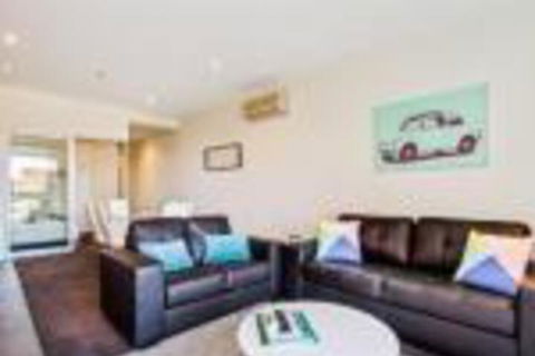 York Apartments - Sydneys Hotel 0