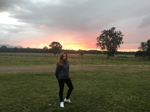 Lovedale Red Gum Cottage - Sydneys Hotel 6
