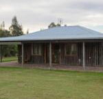Lovedale Red Gum Cottage - Sydneys Hotel