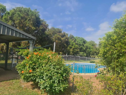 Valley View Motel - Sydneys Hotel 3