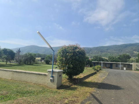 Valley View Motel - Sydneys Hotel 1
