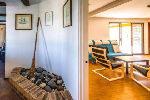 Yanchep Beach Retreat - Sydneys Hotel 0