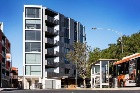 Anchorage Apartments Hampton - Sydneys Hotel 2
