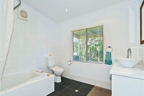 Boat House - Sydneys Hotel 4