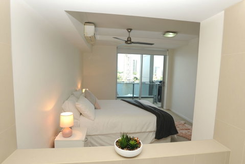 Surfers Paradise Suite With Pool And Spa - Sydneys Hotel 1