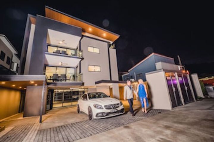 Mount Gravatt East QLD Sydneys Hotel