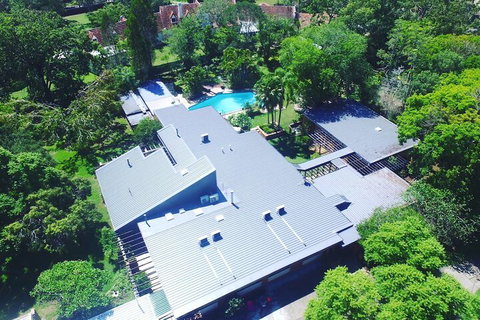 Brookfield Retreat - Sydneys Hotel 2