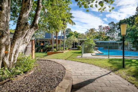 Brookfield Retreat - Sydneys Hotel 0