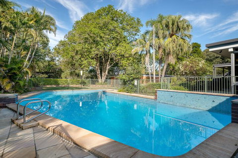 Brookfield Retreat - Sydneys Hotel 3