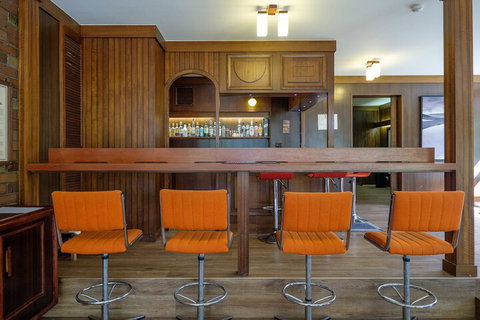 Brookfield Retreat - Sydneys Hotel 5