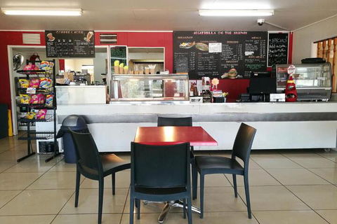 Augathella Motel & Caravan Park - Sydneys Hotel 4