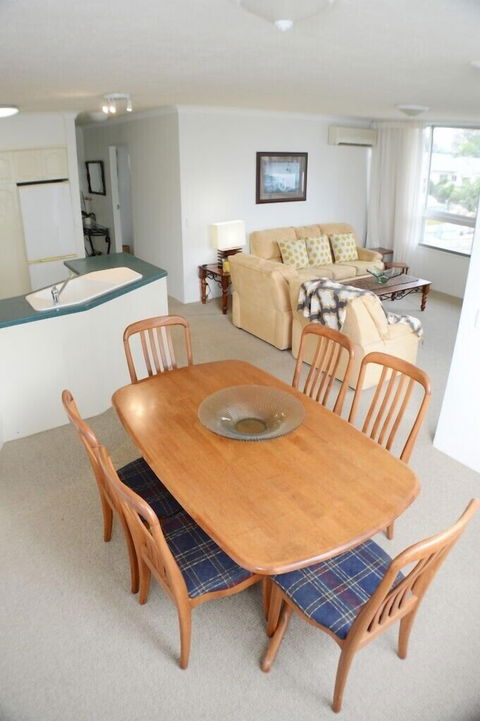 Anglesea Beachfront Court Holiday Units - Sydneys Hotel 0