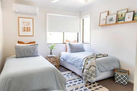 Akoakoa Sunrise Beach - Sydneys Hotel 3