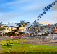 Morgantis - Sydneys Hotel