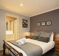 Acacia 2 - Luxurious Holiday Townhouse - Sydneys Hotel