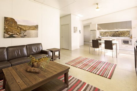Ecocrackenback 12 'Sustainable Chalet Close To The Slopes.' - Sydneys Hotel 5