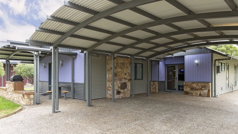 Kickenback Chalet - Contemporary Chalet In The Heart Of Crackenback - Sydneys Hotel 0