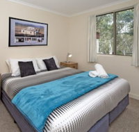 Maxs Place 2 - Sydneys Hotel