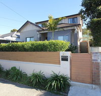3 Bedroom cozy holiday home - Sydneys Hotel