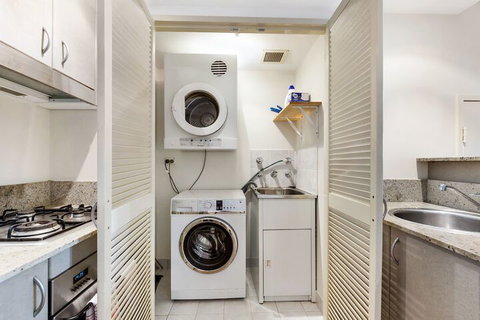 Surry Hills Modern One Bedroom Apartment - GOU - Sydneys Hotel 7