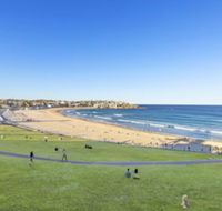 Pelicanstay Walk to Bondi Beach - Sydneys Hotel