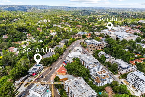 Seranin Gordon - Sydneys Hotel 1