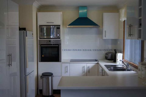 Rennies Beach House - Sydneys Hotel 6