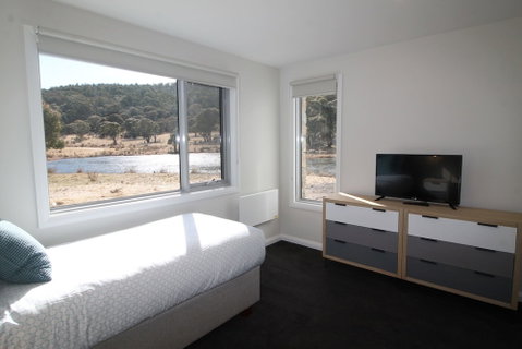 Stillwater Chalet A- Lake Crackenback - Sydneys Hotel 6