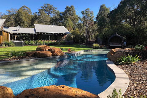 Amaroo Retreat & Spa - Sydneys Hotel 1