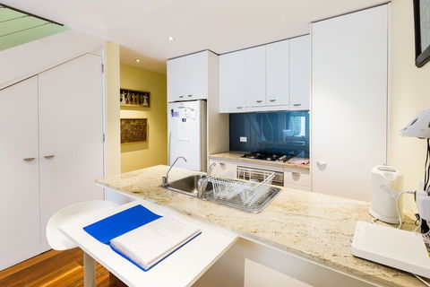 ALEXANDER, 2BDR South Melbourne House - Sydneys Hotel 1