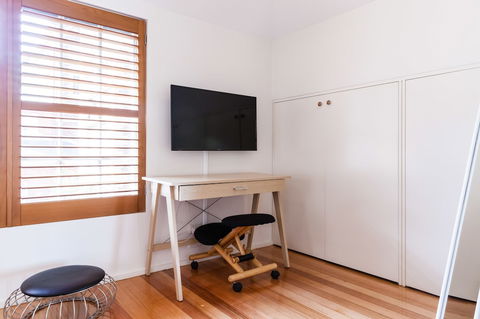 VERA, 1BDR South Melbourne Apartment - Sydneys Hotel 2