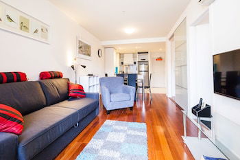 WESLEY, 2BDR Carlton Apartment - Sydneys Hotel 1