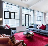 CYNTHIA 2BDR Melbourne Apartment
