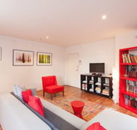 BENJAMIN 2BDR Melbourne Apartment