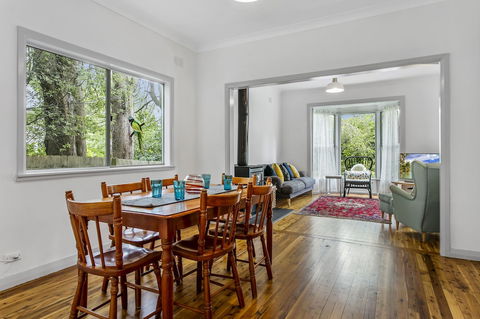 Ambrose Cottage Front Apt - Sydneys Hotel 0
