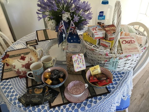 The Best Exotic Magnolia Cottage - Sydneys Hotel 1