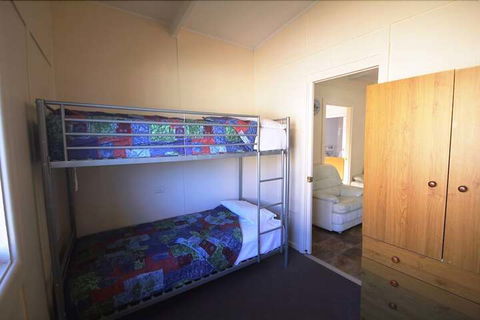 Amaroo Resort - Sydneys Hotel 7
