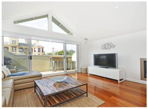 Villa By The Sea - Sydneys Hotel 2