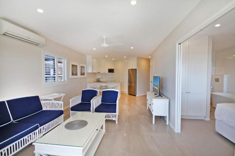 Coolum Baywatch Luxury Style Penthouse Linen Included WIFI 500 Bond - Sydneys Hotel 2