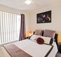 Echuca Moama Holiday Accommodation 1 - Sydneys Hotel