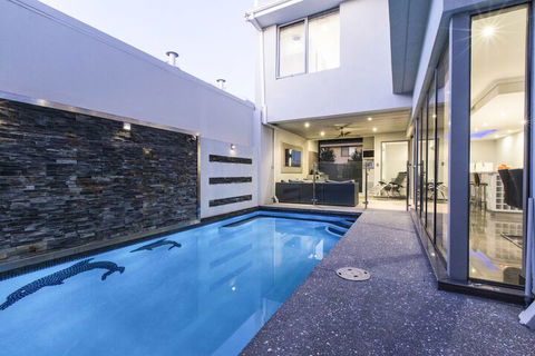 Ambar Villa - Sydneys Hotel 2
