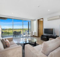 Luxury 2 Bed Apartment located in the Santai Resort - Sydneys Hotel