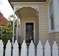 Strahan House - Sydneys Hotel
