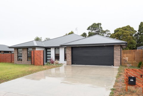 Euphoria House - Sydneys Hotel 2