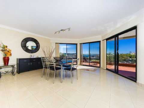 Ash Sienna 2 / 49 Ash Street Terrigal - Sydneys Hotel 6