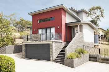 Eclipse 5- Spacious Townhouse - Sydneys Hotel 2