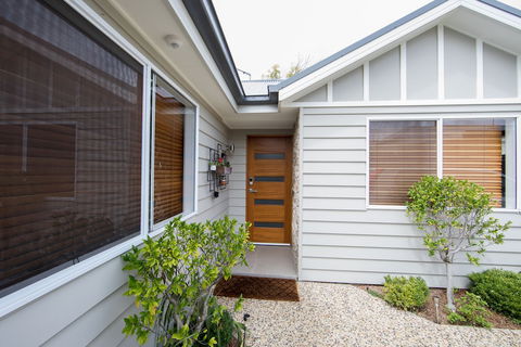 Armidale Cottage - Sydneys Hotel 0