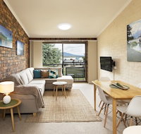 Ellswood 9 in Central Jindabyne - Sydneys Hotel