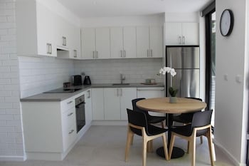 Panorama Views - Bright - Sydneys Hotel 6